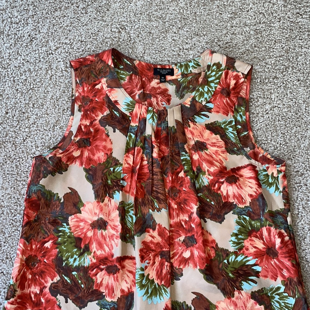 Talbots Women's Petite sleeveless shell - size 8p